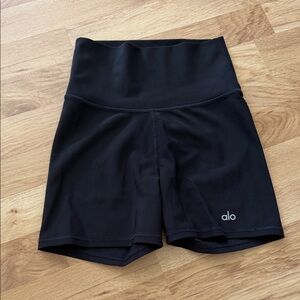 ALO Yoga Women's Black Bike Shorts 5” Size XS